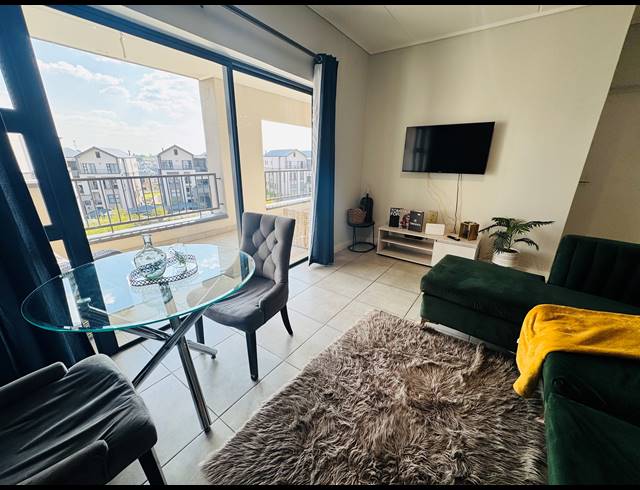 1 BEDROOM FLAT FOR SALE IN WATERFALL